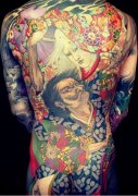 分享一款日本传统满背武士纹身图案