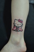 脚踝kitty猫纹身图案由武汉最好的纹身店推荐