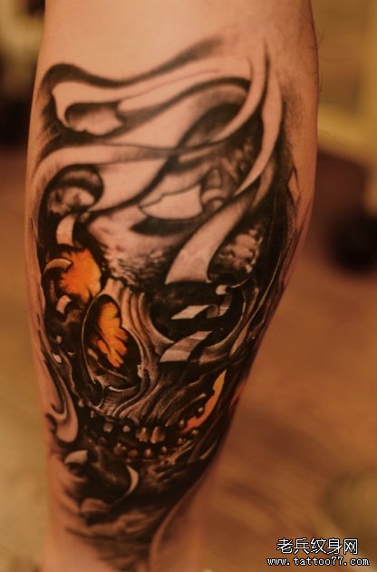 武汉最好的tattoo店推荐一款腿部骷髅头tattoo图案