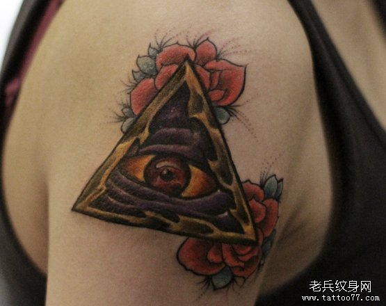 一款手臂彩色上帝之眼tattoo图案由武汉tattoo店推荐