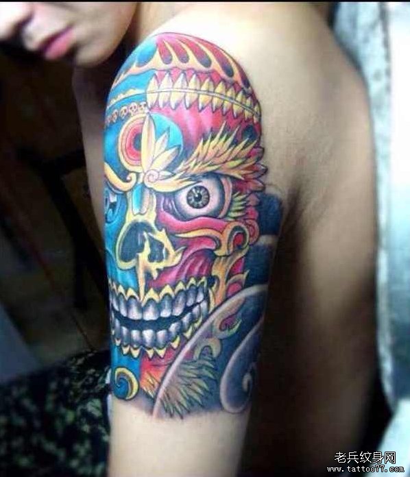 武汉最好的tattoo店推荐一款手臂彩色tattoo图案