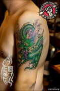 中国传统文化中是四象之一青龙纹身作品