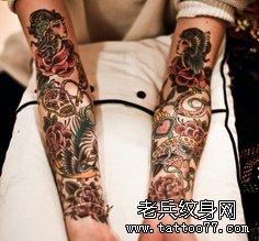 一款花臂纹身图案由武汉纹身店推荐