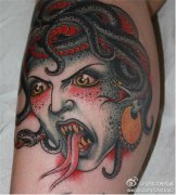 腿部个性时尚纹身图案由武汉纹身店推荐