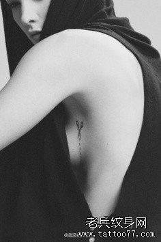 女性小清新纹身图案由武汉最好的纹身店推荐