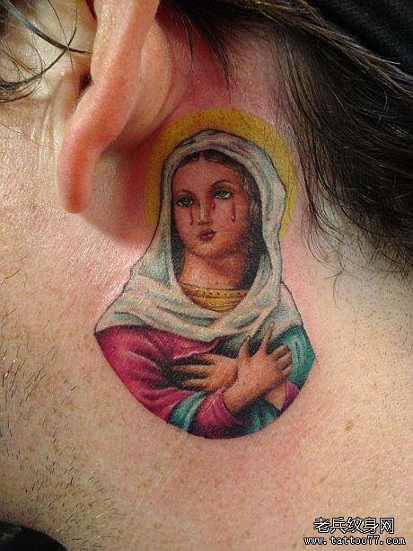 耳后彩色修女纹身图案由武汉最好的纹身推荐