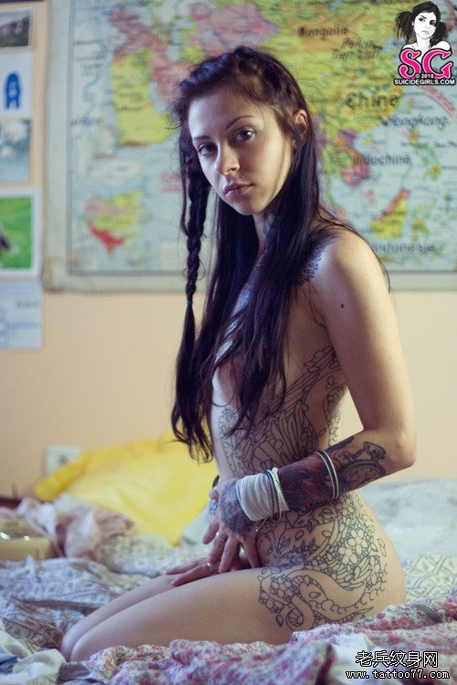 武汉纹身馆推荐一款女性个性纹身图案
