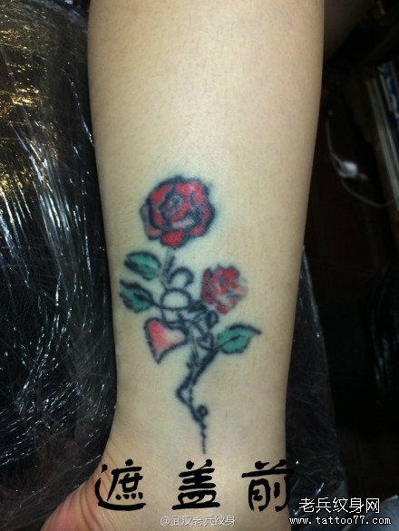 纹身遮盖专业户疯子纹身师制作的玫瑰花纹身作品