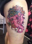 女性腿部彩色象神纹身图案由武汉最好的刺青馆推荐