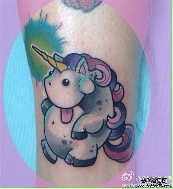 武汉最好的纹身店推荐一款腿部独角兽纹身图案
