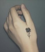 小清新手背图腾花纹身图案