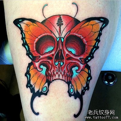 武汉纹身店推荐一款腿部蝴蝶骷髅纹身图案