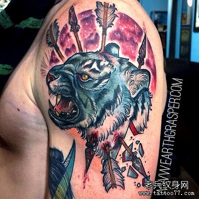 手臂school虎头纹身图案由武汉纹身店推荐