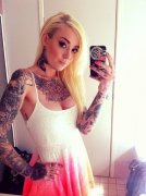 女性花臂彩色tattoo girl纹身图案由武汉纹身馆提供