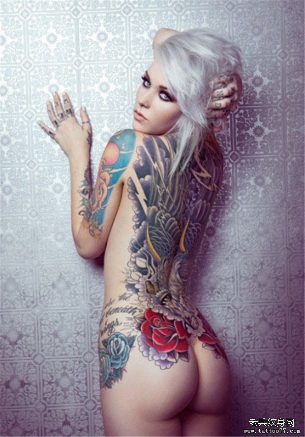 满背tattoo girl纹身图案