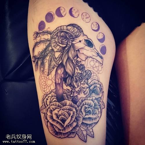 腿部白羊玫瑰花纹身图案