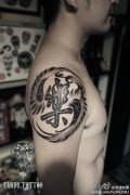 武汉纹身提供一款翅膀汉字纹身图案