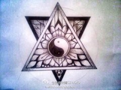 太极三角形樊花纹身手稿图案