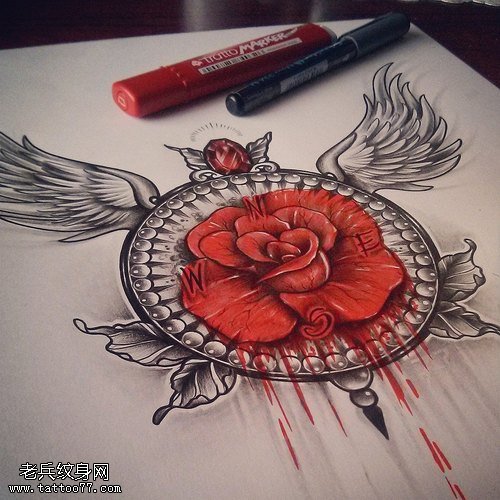 玫瑰花翅膀纹身图案