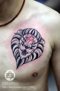 胸口狮子纹身图案由武汉纹身馆提供