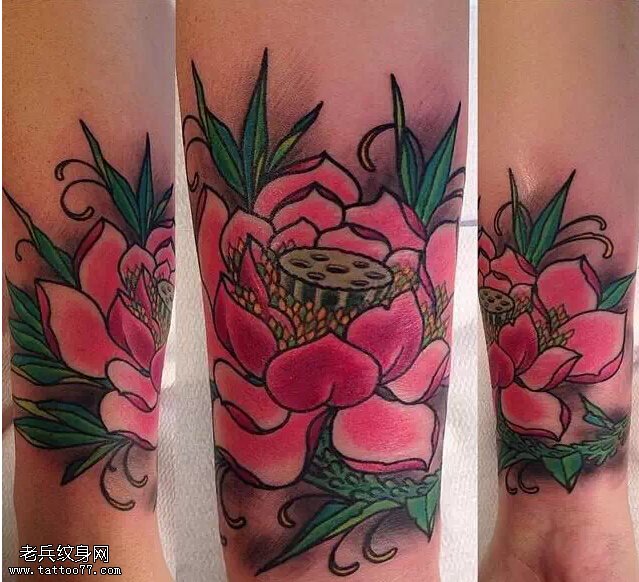 女性手腕彩色莲花纹身图片