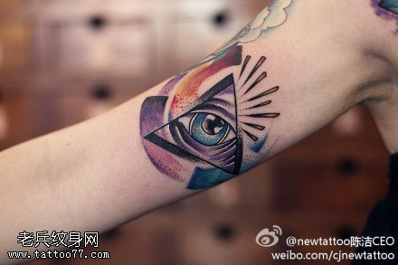 彩色现代抽象全知之眼纹身图案