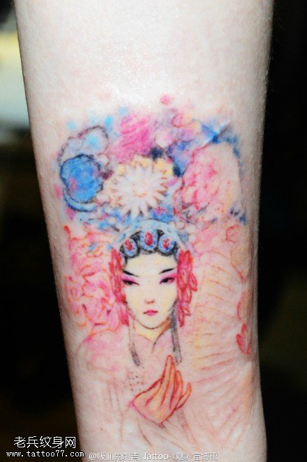 花俏好看花旦纹身图案