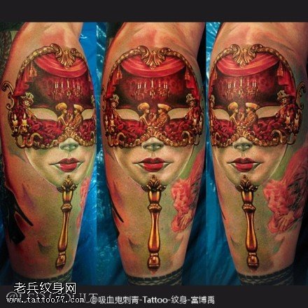 金灿灿闪亮面具纹身图案