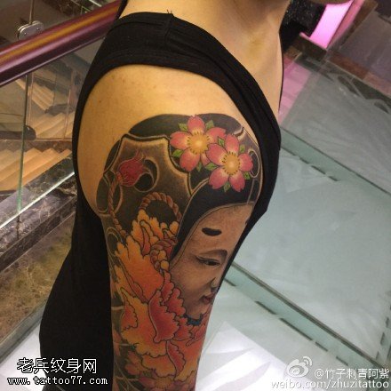 胳膊点刺日本和风乙面女纹身图案