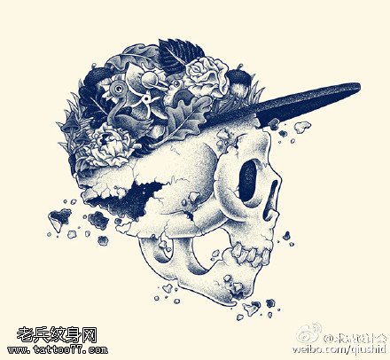 戴帽子大花骷髅纹身图案