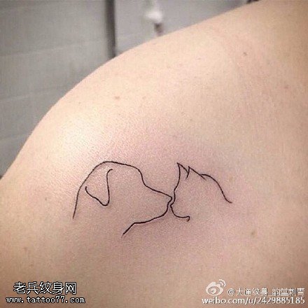 优美的线条小动物纹身图案