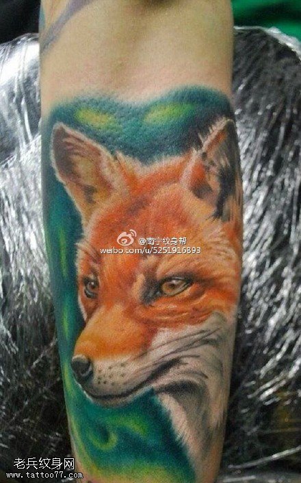 可爱呆萌的小狼狗纹身图案