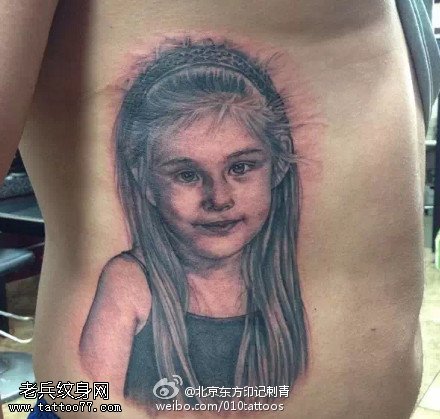 漂亮女孩的肖像纹身图案