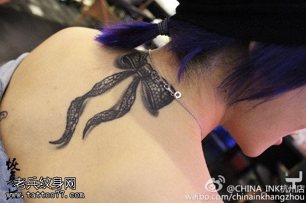 优美漂亮的蝴蝶结纹身图案