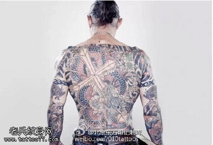 满背霸气的图腾纹身图案