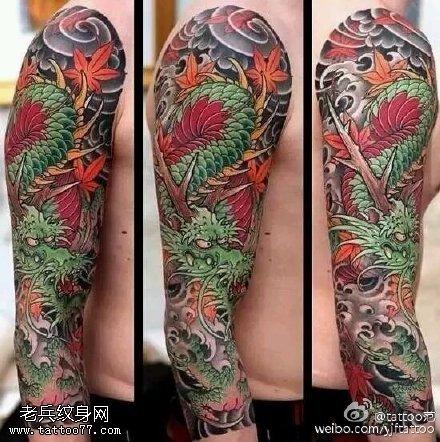 经典彩绘靑龙纹身图案