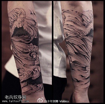 经典咆哮的海浪纹身图案