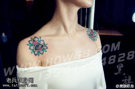经典的花卉眼睛纹身图案