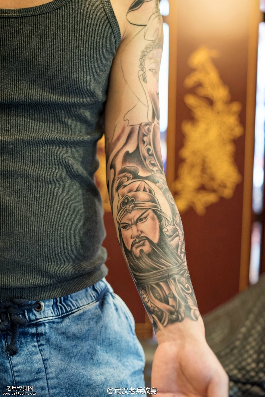 手部关公纹身作品由武汉专业纹身店打造