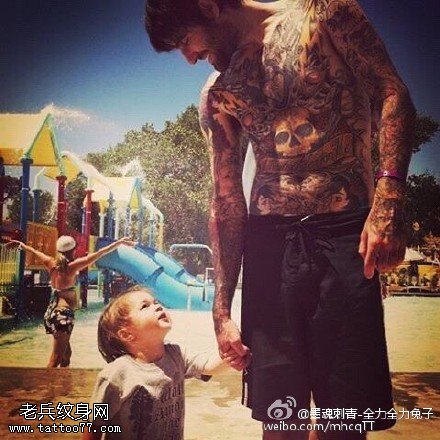 时尚潮流的爸爸纹身图案