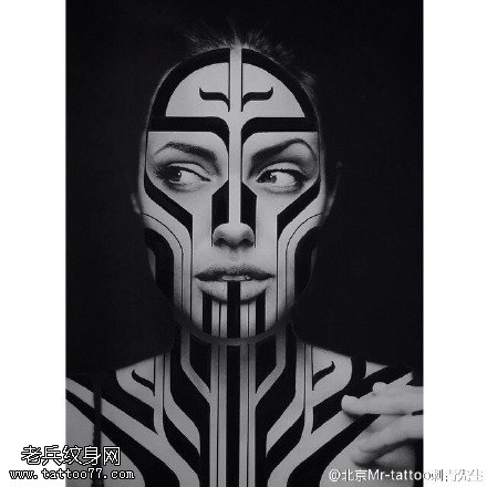 欧美风大胆的图腾纹身图案