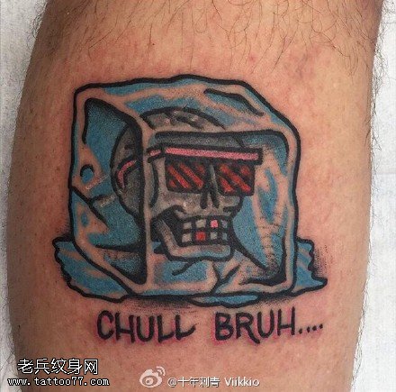 腿部的骷髅机械人纹身图案