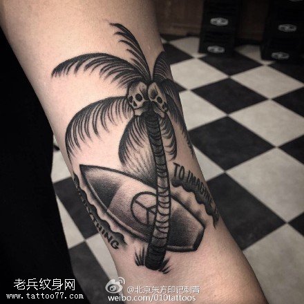手臂椰子骷髅纹身图案