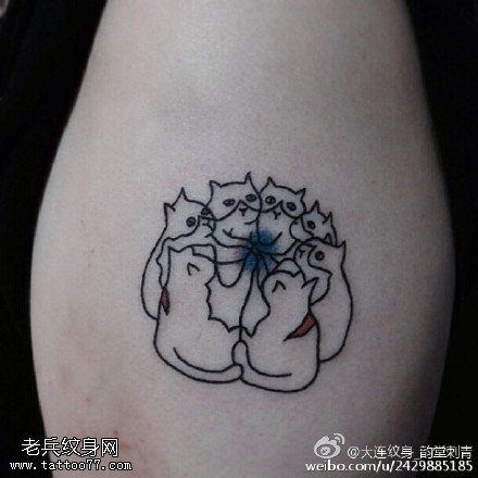 小腿点刺的猫咪纹身图案