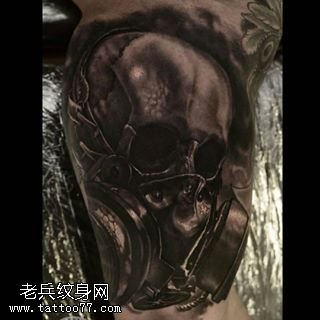 小腿机械骷髅纹身图案