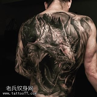 背部3D恐龙纹身图案