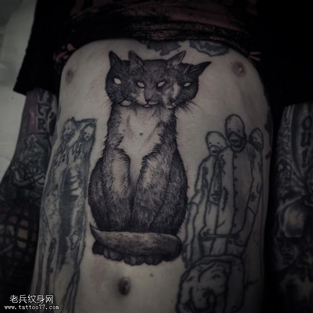 腹部三只猫纹身图案