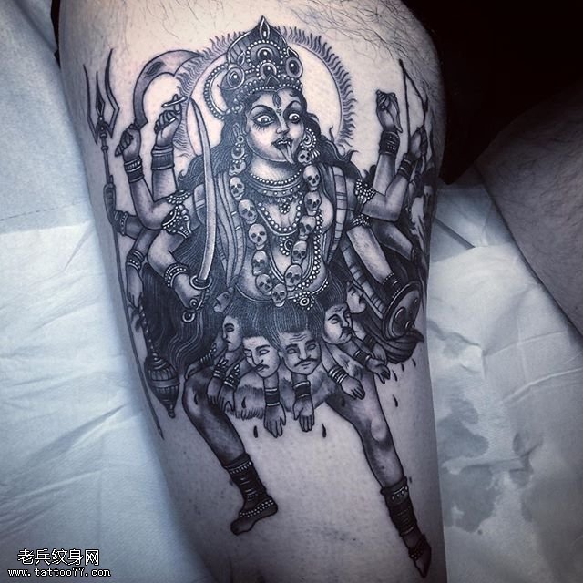 大腿上不动明王纹身图案