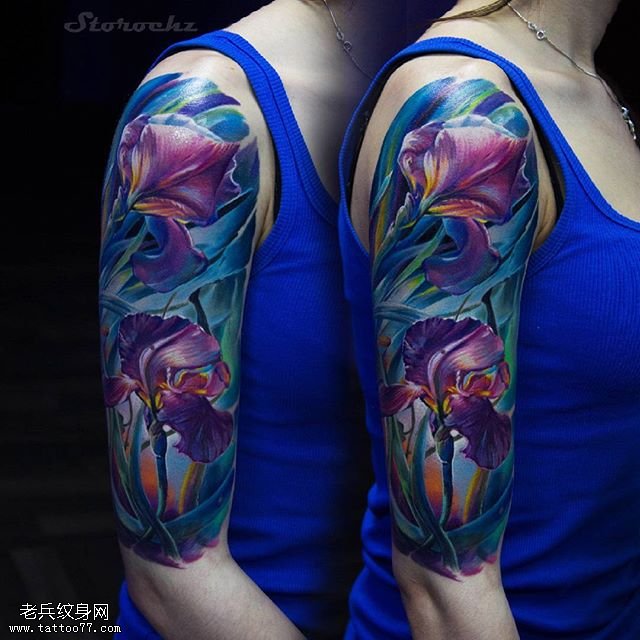 大臂上水墨兰花纹身图案