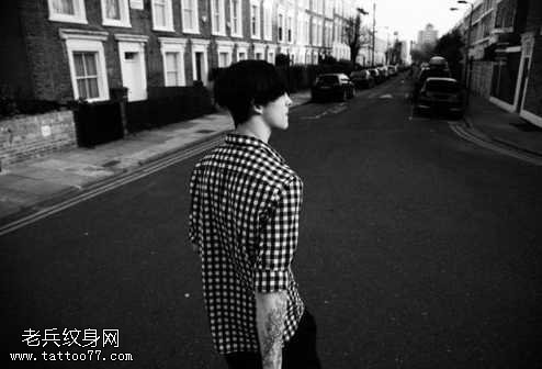 手臂图腾纹身图案